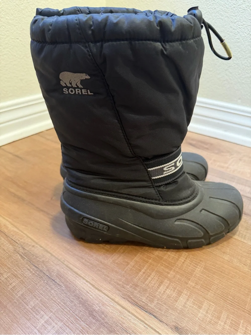 SOREL Black Winter Snow Boots with Drawstring Top YOUTH size 5